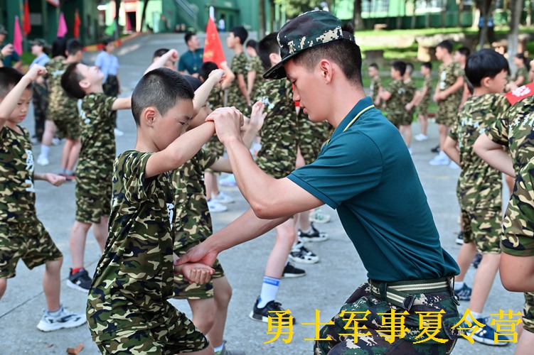 广安夏令营：军体拳教学
